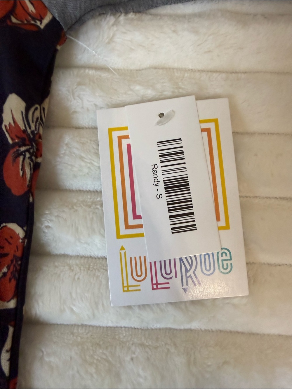 Lularoe Raglan Randy tee size small - Picture 6 of 9